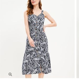 Loft Paisley Linen Blend Strappy
Button Tiered Midi Dress
Size 8